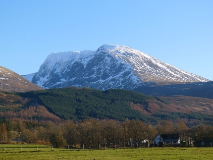 Scozia - Il Ben Nevis dal fondovalle