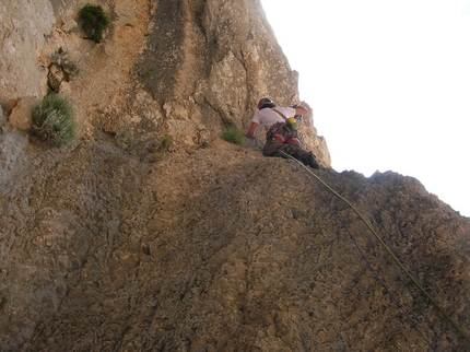 Oiscura... L'eco del Baratro, Punta Giradili, Sardinia - Aldo Mazzotti exiting pitch 2