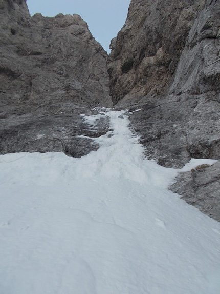 Grigne, Marco Anghileri - Piacevoli sorprese nel Canalone dei Carbonari!