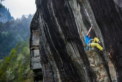 James Pearson & Caroline Ciavaldini, hard trad ascents at Cadarese and Balmanolesca