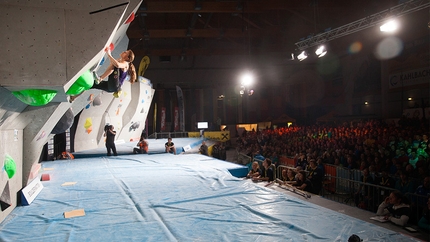 Bouldering World Cup 2013: Jakob Schubert and Anna Stöhr Kitzbühel king and queen