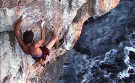 Where the land ends, a climbing film by Marzio Nardi