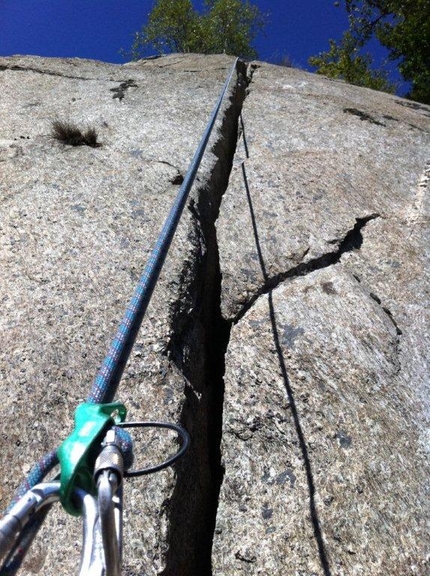 Pagine di Pietra, Vallone di Forzo (Gran Paradiso) - In discesa