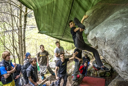 Melloblocco 2013 - Stefano Carnati su Nona misura naturale