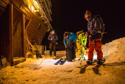 XIX Mezzalama Trophy 2013 - Volunteers set off at night