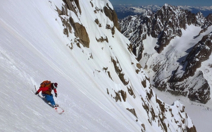 Col Armand Charlet, Mont Blanc - 08/05/2013: Davide Capozzi, Julien Herry md Luca Rolli, NE couloir, Col Armand Charlet.