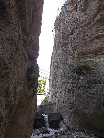 Val di Susa - Orrido di Chianocco e il ponte Tibetano