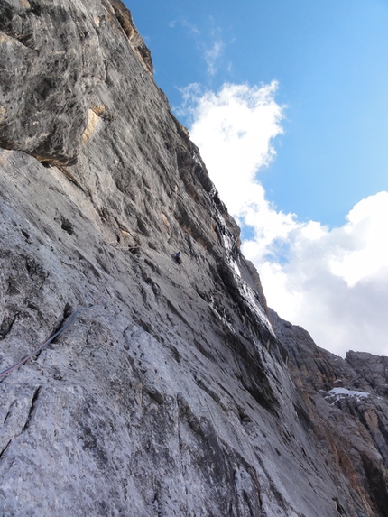 Colonne D'Ercole, Civetta - Alessandro Baù, Alessandro Beber e Nicola Tondini durante l'apertura della loro via Colonne d'Ercole (1200m, max IX, obbl. VIII+), Punta Tissi, Civetta, Dolomiti