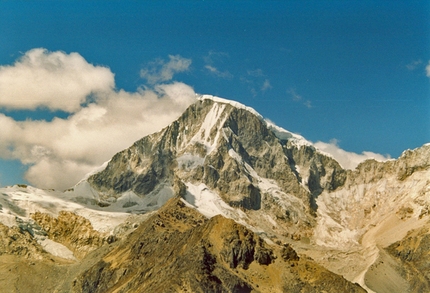 Una vita nella Cordillera di Giancarlo Sardini - Hirishanca