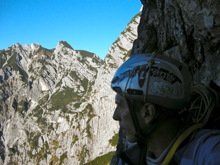 Monte Pizzocco, Vette Feltrine - 10/2012: Maurizio Felici durante la solitaria della via Schwarzkopf, Monte Pizzocco, Vette Feltrine
