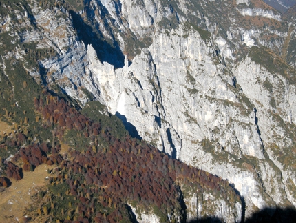 Monte Pizzocco, Vette Feltrine - Monte Pizzocco: Dalla vetta verso nord est.La foto è stata scattata in un'altro momento.