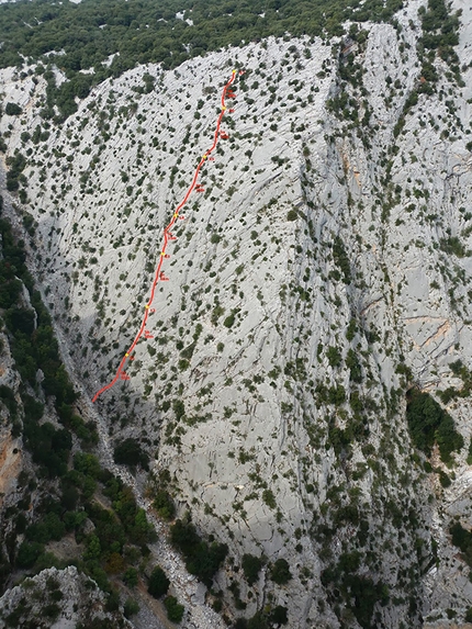 Los Compadres, new rock climb by Corrado Pibiri and Vincenzo Carcangiu at Gole di Gorroppu, Sardinia