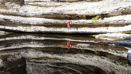 Los Compadres, Gole di Gorroppu, Sardegna - Los Compadres (325m, 5c+, Corrado Pibiri, Vincenzo Carcangiu 2013): Sa Giuntura