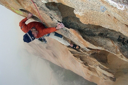 Jeef (Punta U Corbu, Bavella, Corsica) - Climbing up Jeef (Punta U Corbu, Bavella, Corsica)