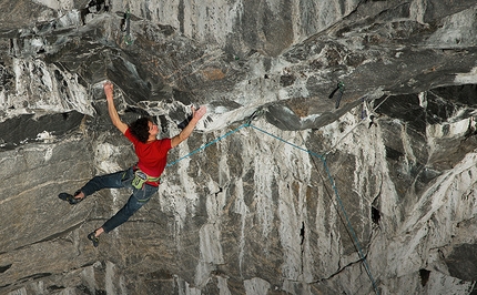 Adam Ondra - Adam Ondra on his route Change 9b+, Flatanger, Norway