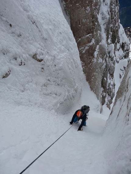 Argento Vivo - Piccola Civetta Parete Nord - pitch 11, above Cristallo