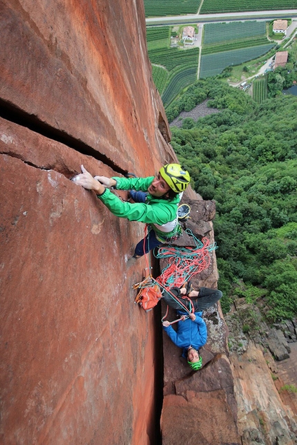 Cojote, new crack climb by the Riegler brothers