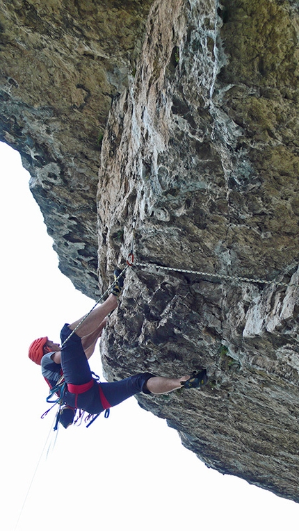 L'Uovo di Colombo, Monte Brentino, Val d'Adige - Rolando Larcher & Herman Zanetti 06/2013: Establishing the fifth hard pitch