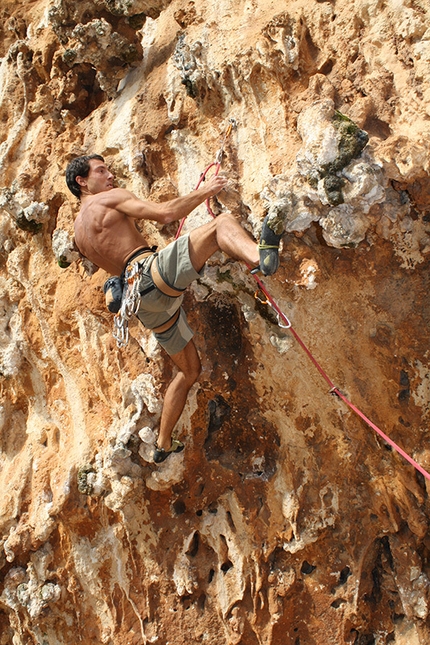 Alpinismo and climbing - Ricky Crown