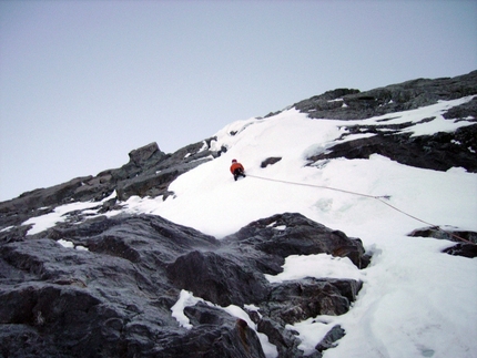 Alpinsim and climbing - Raie des fesses, Pic Sans Nom, Ecrins