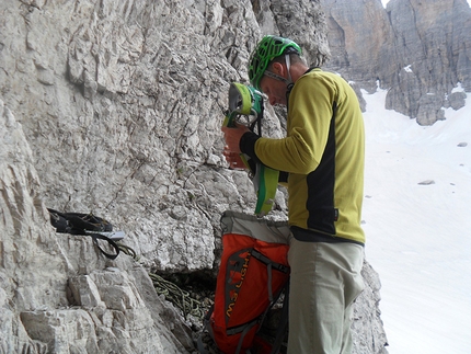 Via Stenghel alla Torre d'Ambiez - Alla partenza della Torre d'Ambiéz