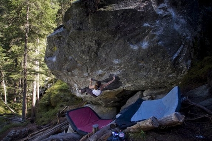 Barbara Zangerl climbs Pura Vida at Magic Wood