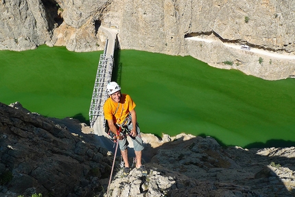 Kemaliye International Outdoor Sport Festival - A particular day with the river an intense green.