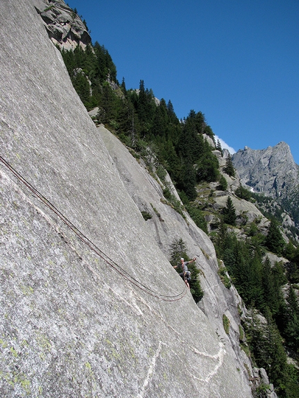 La scalatrice del pomeriggio - Via Polimagò, Scoglio della Metamorfosi, Val di Mello