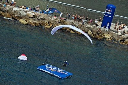 Red Bull X-Alps 2013 - Christian Maurer wins the Red Bull X-Alps 2013