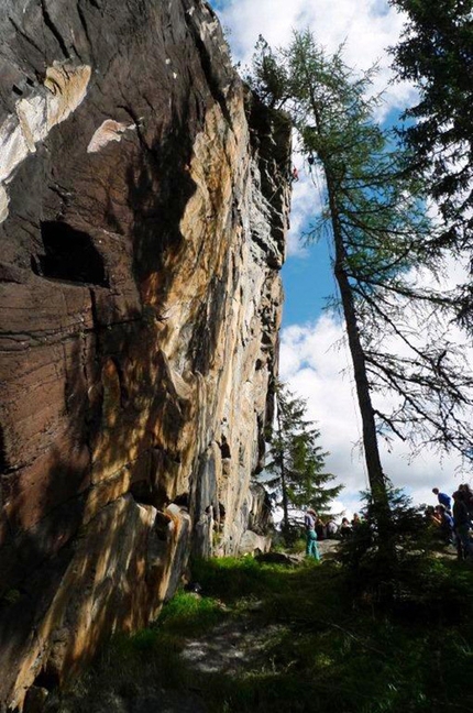 Valmalenco - La Terrazza, Valmalenco: Adam Ondra su Tempest 8a+-