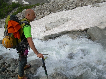 Aiguille de Chatelet, Monte Bianco - Fast & Furious (Mauro Franceschini, Fabrizio Recchia 06/2013, 290m, 6a/a+)