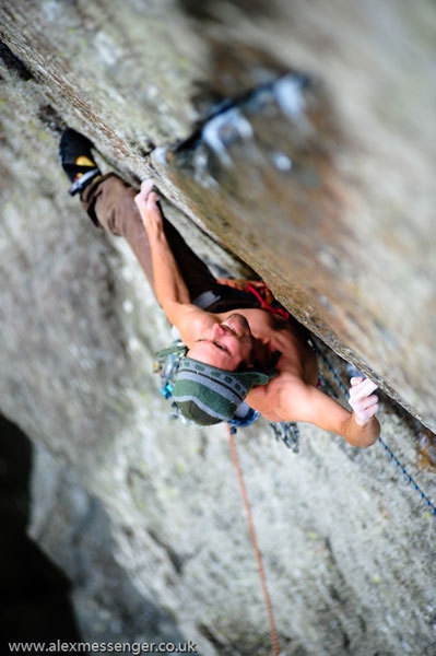 Nicolas Favresse - Strawberries E6 6b , Tremadog, Galle