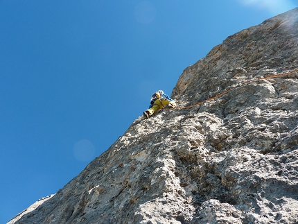 Cimon della Pala, Pale di San Martino, Dolomiti - Pilastro Girasole: heading skywards