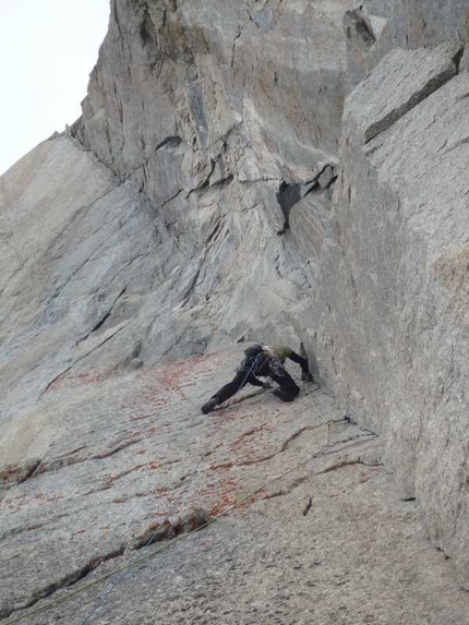 Divine Providence, Monte Bianco - Divine Providence, Gran Pilier d'Angle: Andrea Di Donato & Bertrand Lemaire