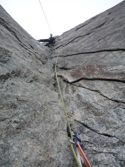 Divine Providence, Monte Bianco - Divine Providence, Gran Pilier d'Angle: Andrea Di Donato & Bertrand Lemaire