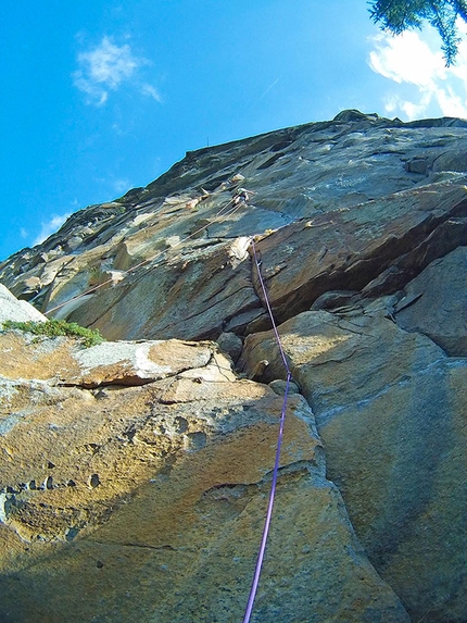 Valle dell'Orco, nuova via di arrampicata alla Parete della Grande Ala