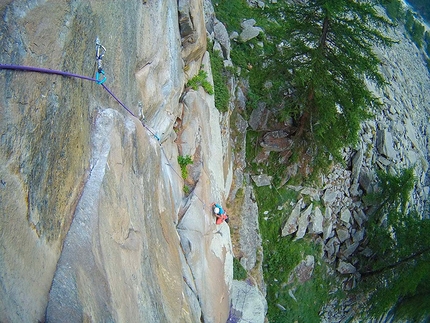 Valle dell'Orco - Rataplan, Valle dell'Orco (7a+, 175m, Damiano Cesare & Maurizio Oviglia 08/2013)