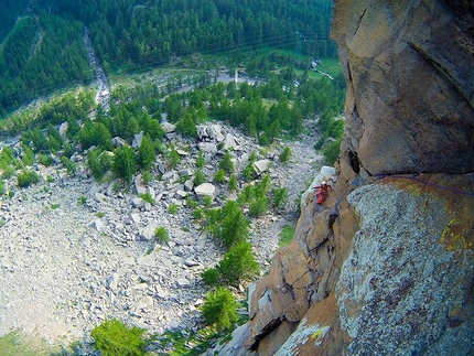 Valle dell'Orco - Rataplan, Valle dell'Orco (7a+, 175m, Damiano Cesare & Maurizio Oviglia 08/2013)