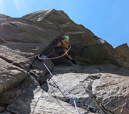 Valle dell'Orco - Rataplan, Valle dell'Orco (7a+, 175m, Damiano Cesare & Maurizio Oviglia 08/2013)