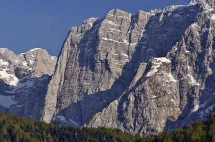 Alpi Giulie - Piccolo Mangart di Coritenza versante Nord