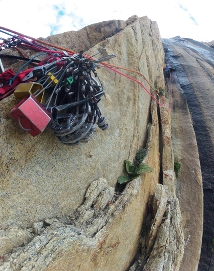 Great Trango Tower, Karakorum - Bushido (VII– A4 VII+, Marek Raganowicz, Marcin Tomaszewski 07-08/2013), Great Trango Tower, Karakorum, Pakistan.