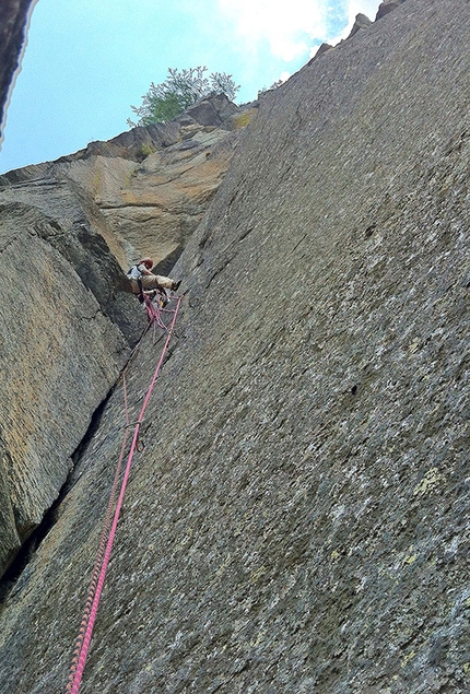 Altrolato, le nuove vie d'arrampicata in Valle dell'Orco