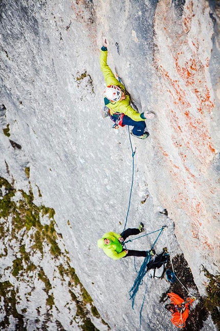 Jacopo Larcher - Jacopo Larcher su Des Kaisers neue Kleider (240m, 8b+) nel Wilder Kaiser, Austria.