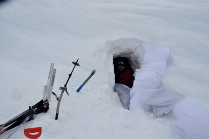 Monte Sarmiento - La truna di neve, il riparo dai venti forti