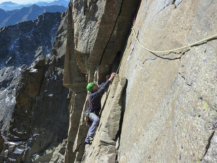 Becco della Tribolazione (Gran Paradiso) - Sulla via Grassi - Re allla parete sud-est del Becco Meridionale della Tribolazione