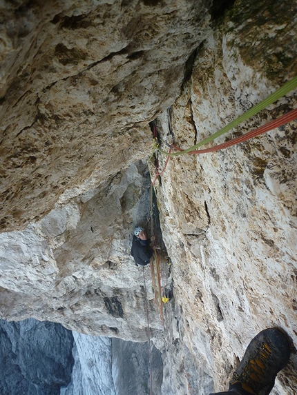 Variant of Li-Cuore up the NE Face of Monte Agner, a mountaineering story