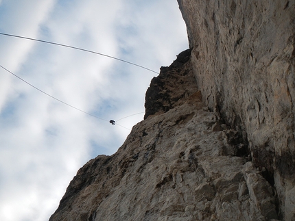 Monte Agner, Pale di San Martino - Variante del Li-Cuore, Monte Agner parete Nord-Est (VII+, A3, VII- obbligatorio, Tito Arosio, Luca Vallata 2013)