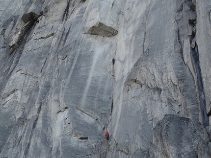 Blamann, Kvaløya, Norway - Ivan Simonyuk and Maxim Torganov climbing Arctandria