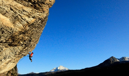 Arrampicare alla falesia Stohlwond, Racines