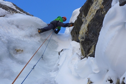 Kishtwar Kailash, India - Mick Fowler durante la prima salita di Kishtwar Kailash (6,451m), Himalaya indiano, ottobre 2013 assieme a Paul Ramsden.